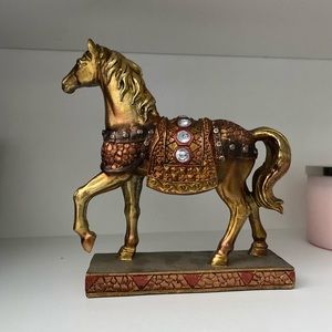 GOLD COPPER AND SILVER HORSE DECORATION